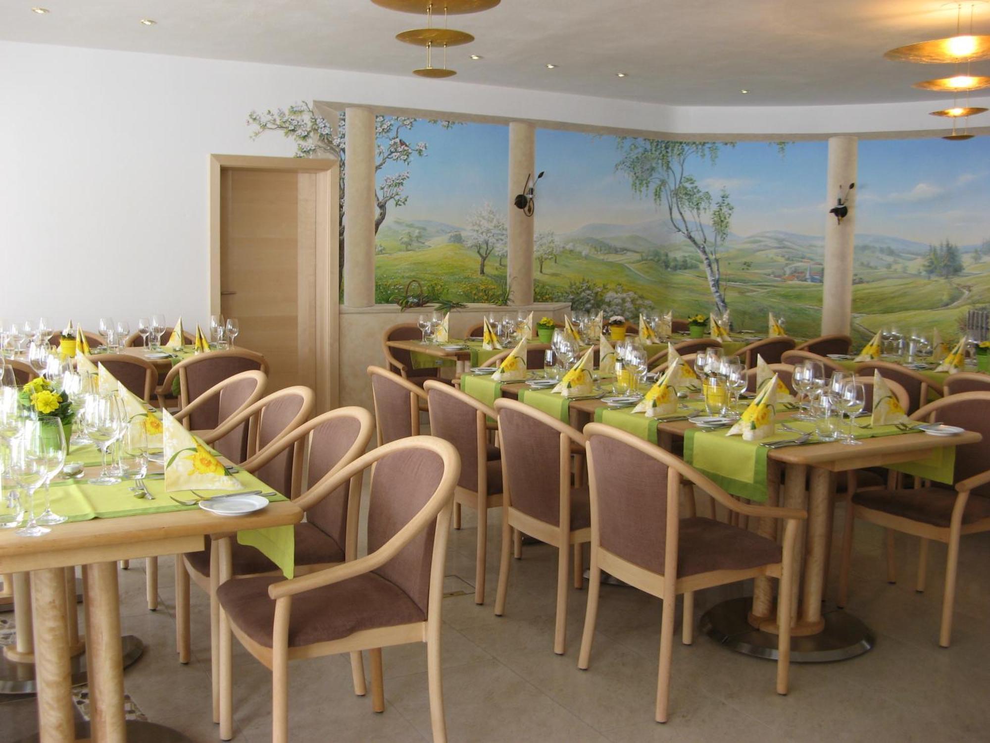 Naturhotel Goldene Zeit Georgenberg ภายนอก รูปภาพ